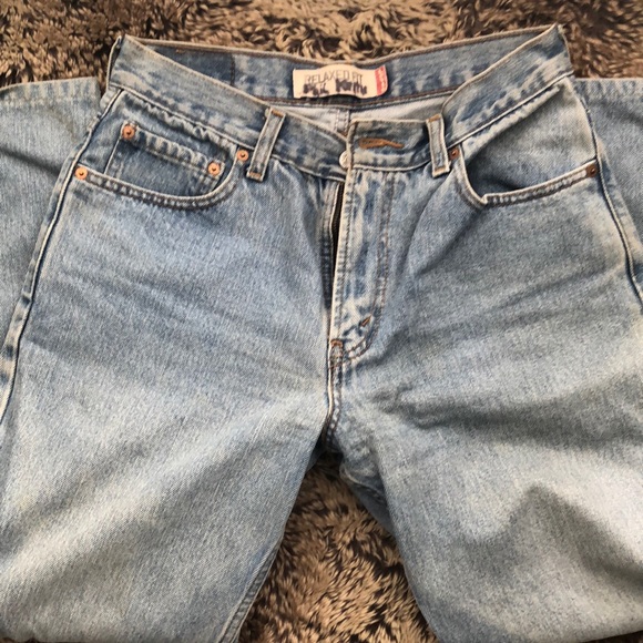 Levi Jeans Boot Cut - Picture 2 of 4